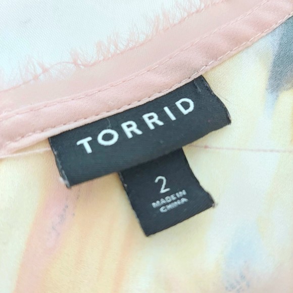 Torrid Women's Georgette Raw Edge Tank - Picture 3 of 9